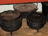 three legged kettles