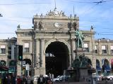 hauptbahnhof rail station entrance